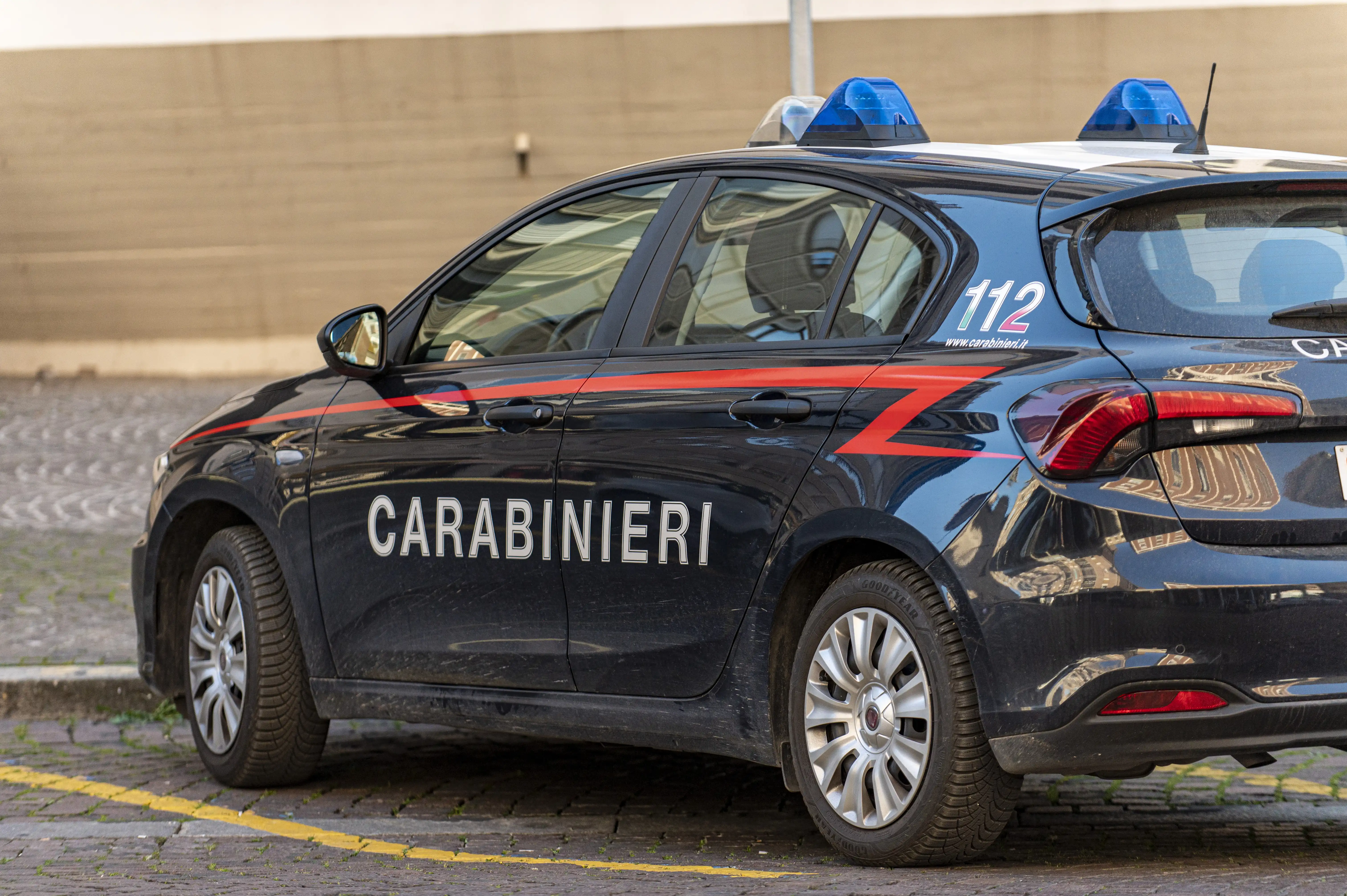 Carabinieri durante un controllo.